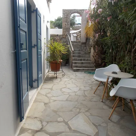 & Rania Aparthotel 3*
