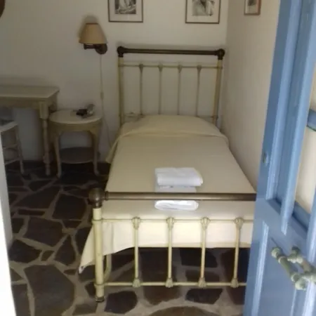 & Rania 3* Mykonos Town