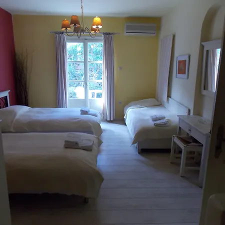 & Rania 3* Mykonos Town