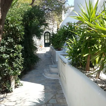 & Rania 3* Mykonos Town