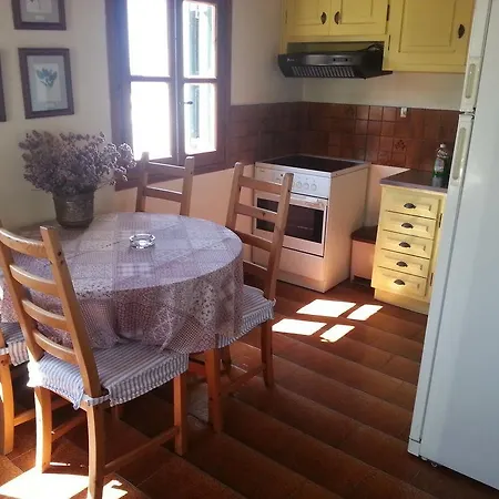 Studios&suites Rania 3*