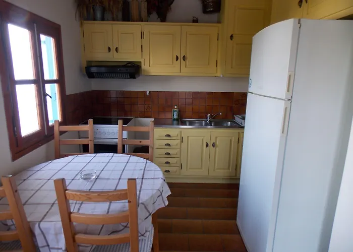 Aparthotel & Rania Mykonos Town