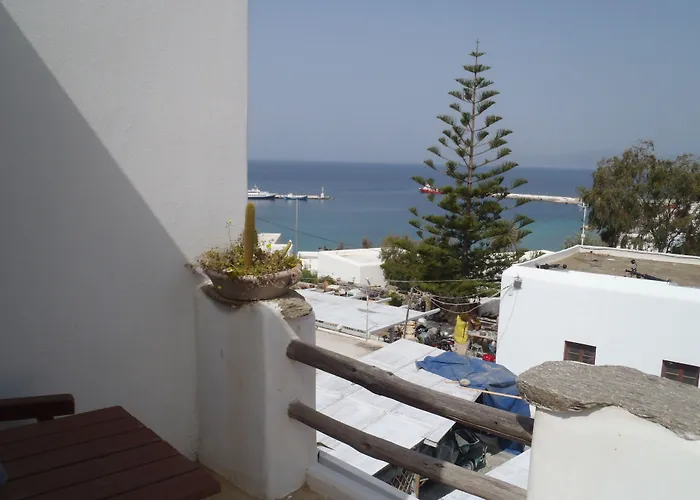 & Rania 3* Mykonos Town