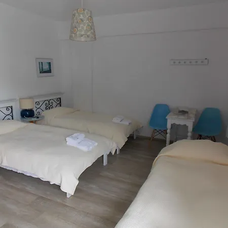 Aparthotel & Rania 3*